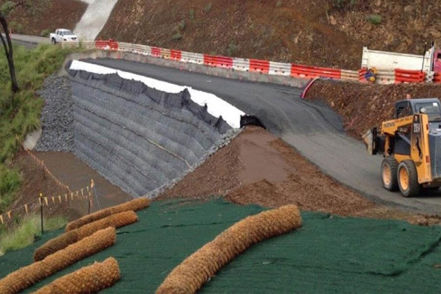 Mount Morgan Road Stabilised with ACEGrid® & Terralink® Solution