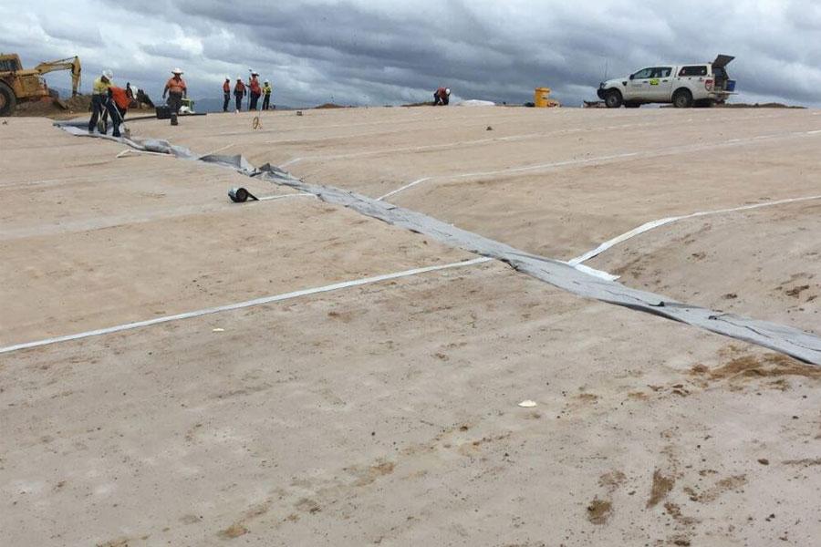 Hervey Range and Stuart Landfill Capping with Bentofix® X10F Coated GCL